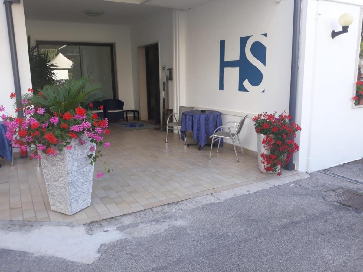 Hotel Serenella Lido di Jesolo Exterior foto